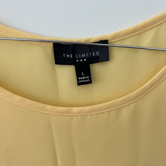 The Limited yellow work blouse size large - Picture 2 of 3